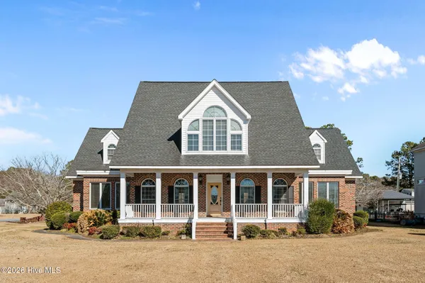 $589,000 | 206 Austin Point Drive, Washington, NC 27889