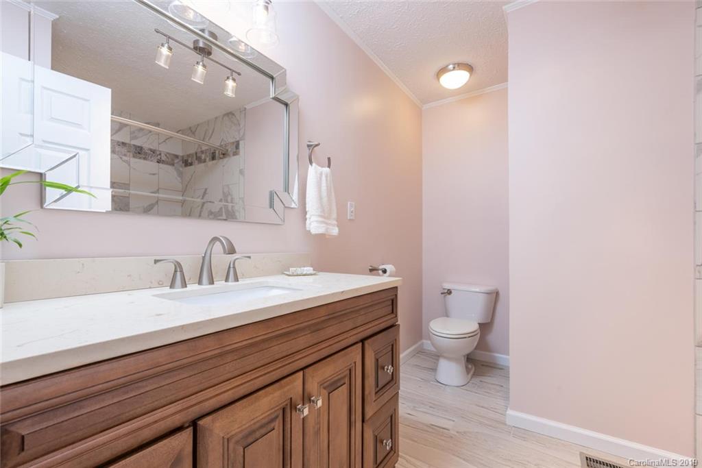 281 Ben Clark Road Marshall, NC 28753 - Photo 15 of 34 Gallery Image 15