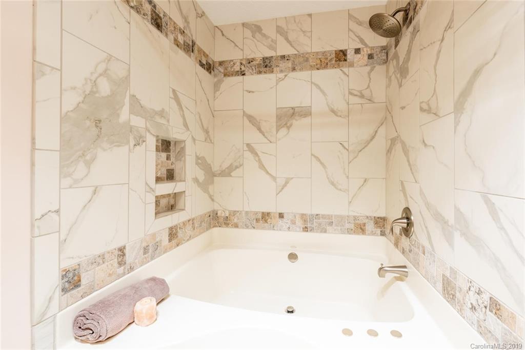 281 Ben Clark Road Marshall, NC 28753 - Photo 16 of 34 Gallery Image 16