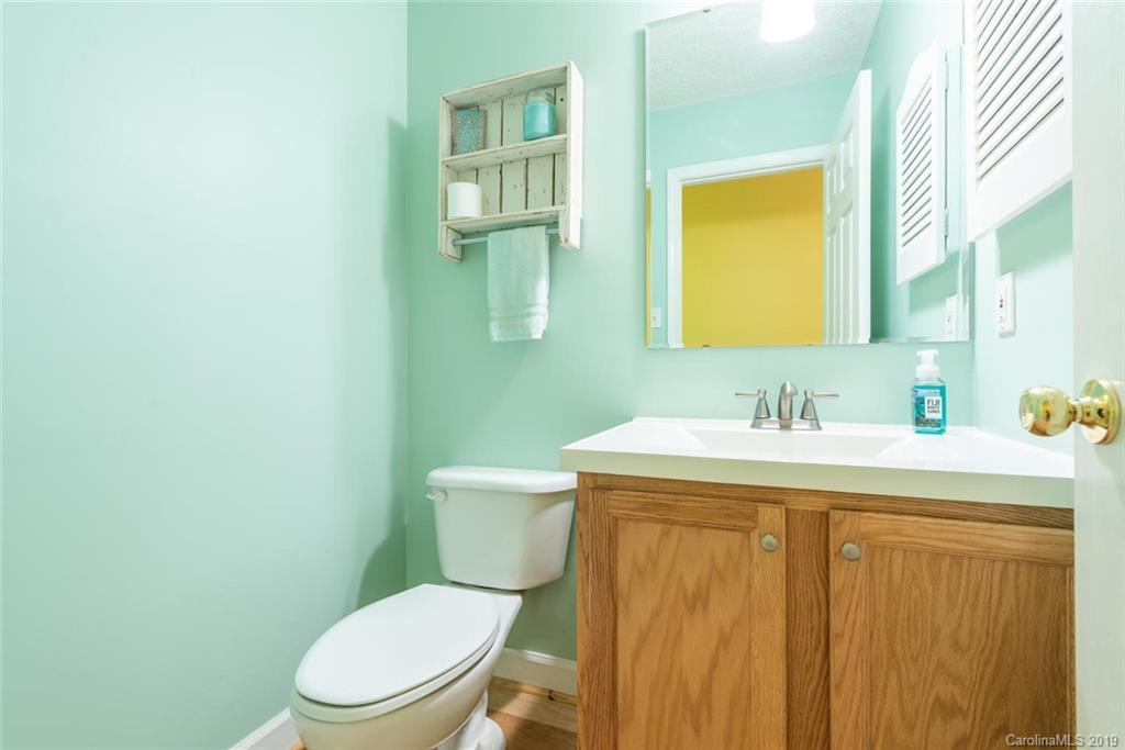 281 Ben Clark Road Marshall, NC 28753 - Photo 17 of 34 Gallery Image 17