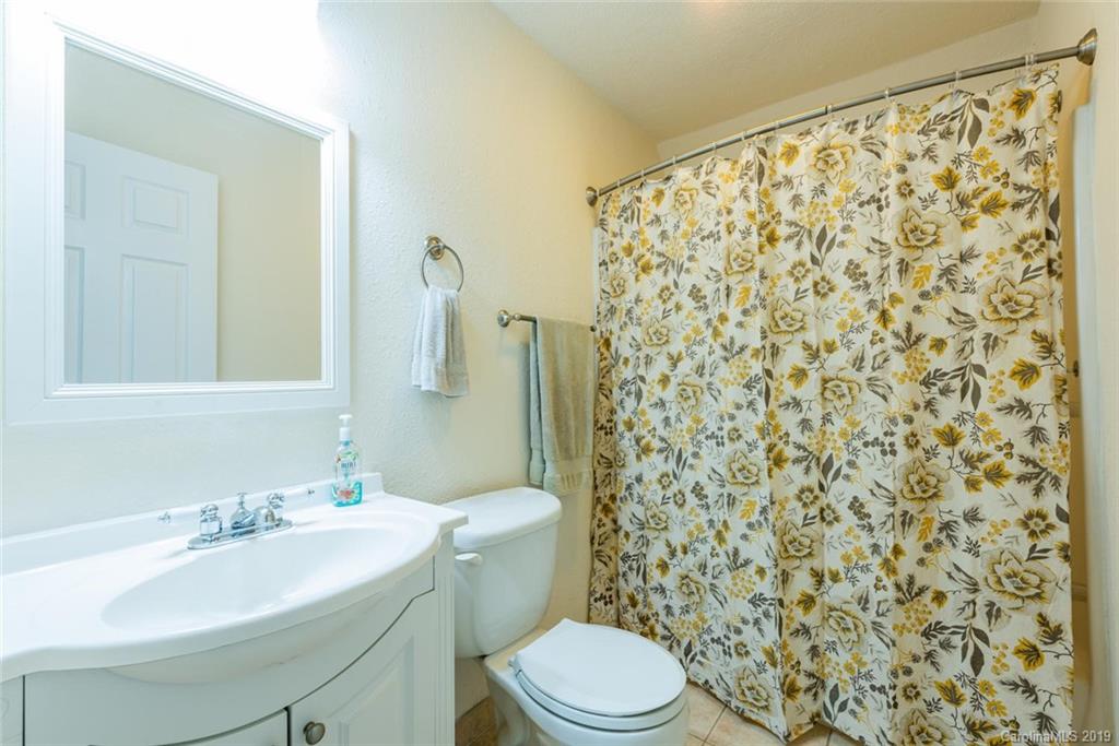 281 Ben Clark Road Marshall, NC 28753 - Photo 21 of 34 Gallery Image 21