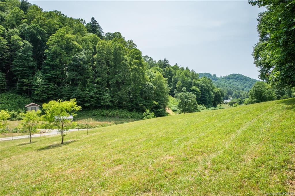 281 Ben Clark Road Marshall, NC 28753 - Photo 31 of 34 Gallery Image 31