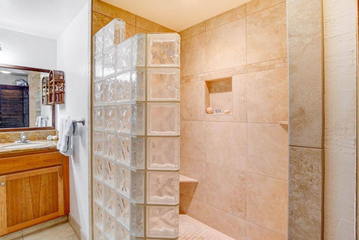 1901 Poipu Road, Unit 621 Koloa, HI 96756 - Photo 7 of 21