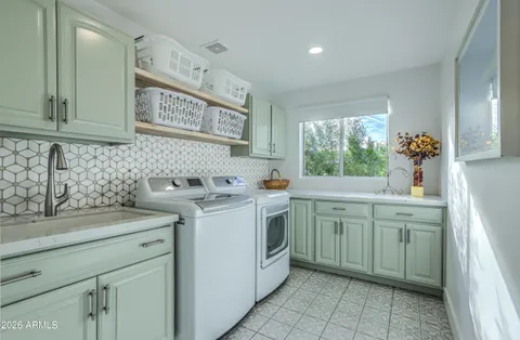 $1,700,000 | 4846 East Mitchell Drive, Phoenix, AZ 85018