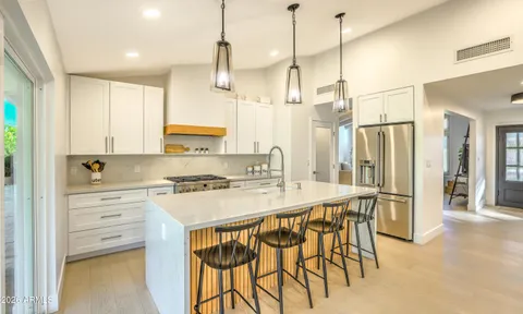 $1,700,000 | 4846 East Mitchell Drive, Phoenix, AZ 85018