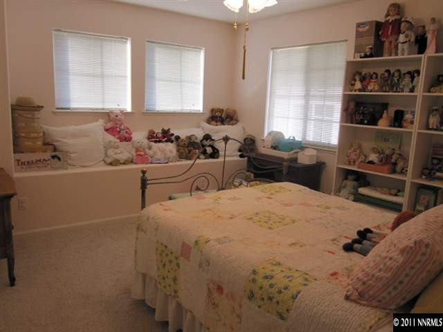 9466 Long River Drive Reno, NV 89506 - Photo 12 of 13 Photo 12
