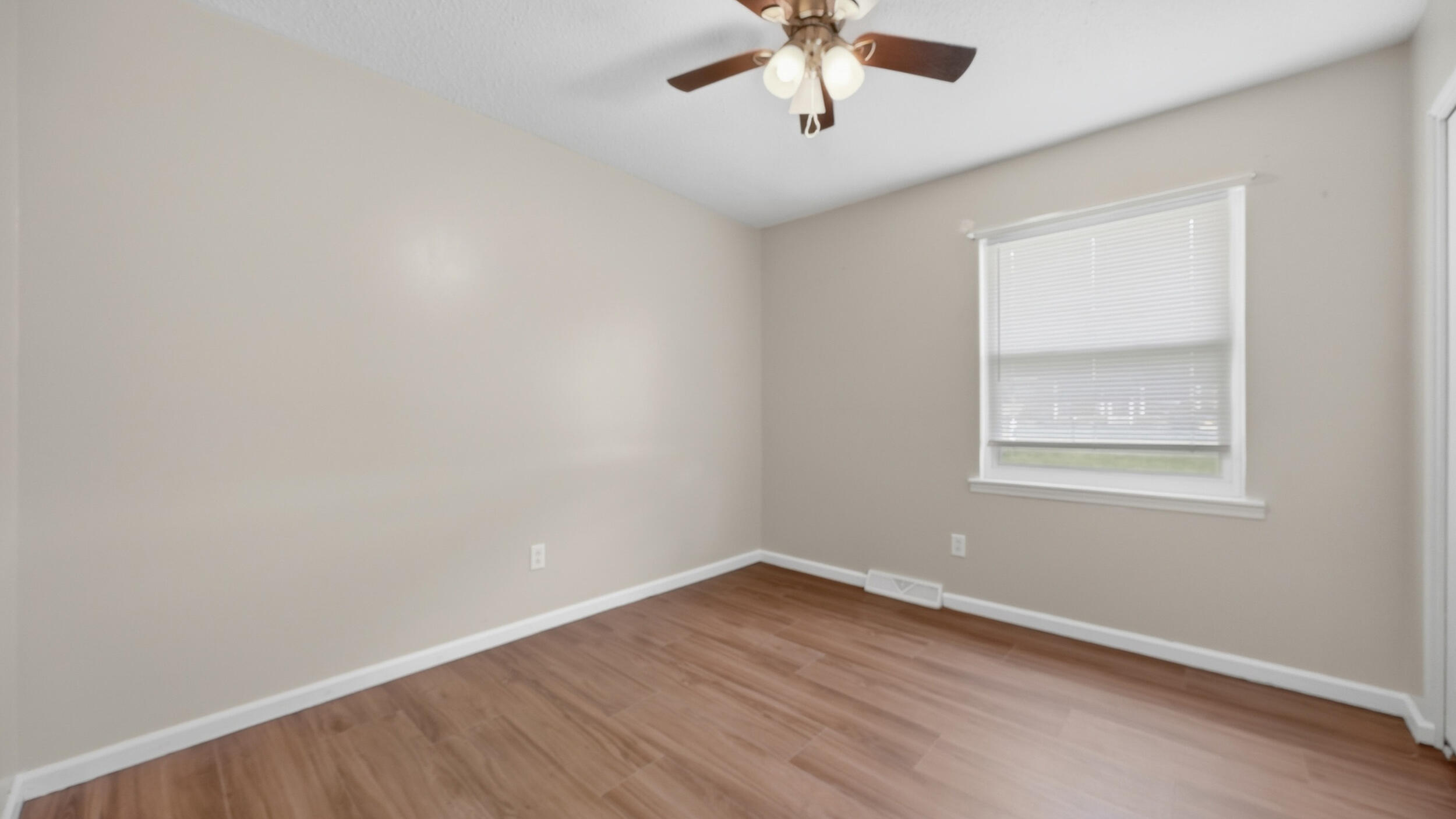 1102 Nickajack Circle Jasper, TN 37347 - Photo 12 of 25 12_1102 nickajack cir-12