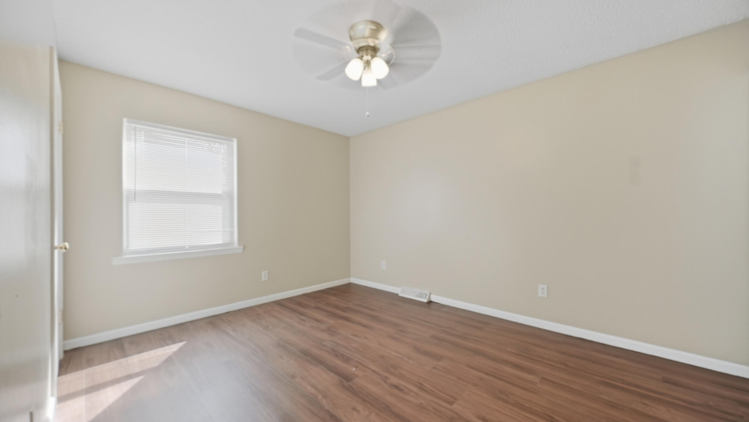 1102 Nickajack Circle Jasper, TN 37347 - Photo 13 of 25 13_1102 nickajack cir-13