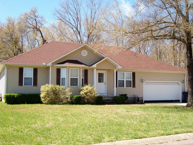 201 West Doak Road Manchester, TN 37355 - Photo 2 of 17 Gallery Image 2