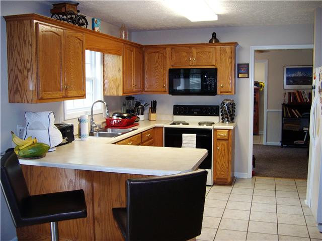 201 West Doak Road Manchester, TN 37355 - Photo 5 of 17 Gallery Image 5