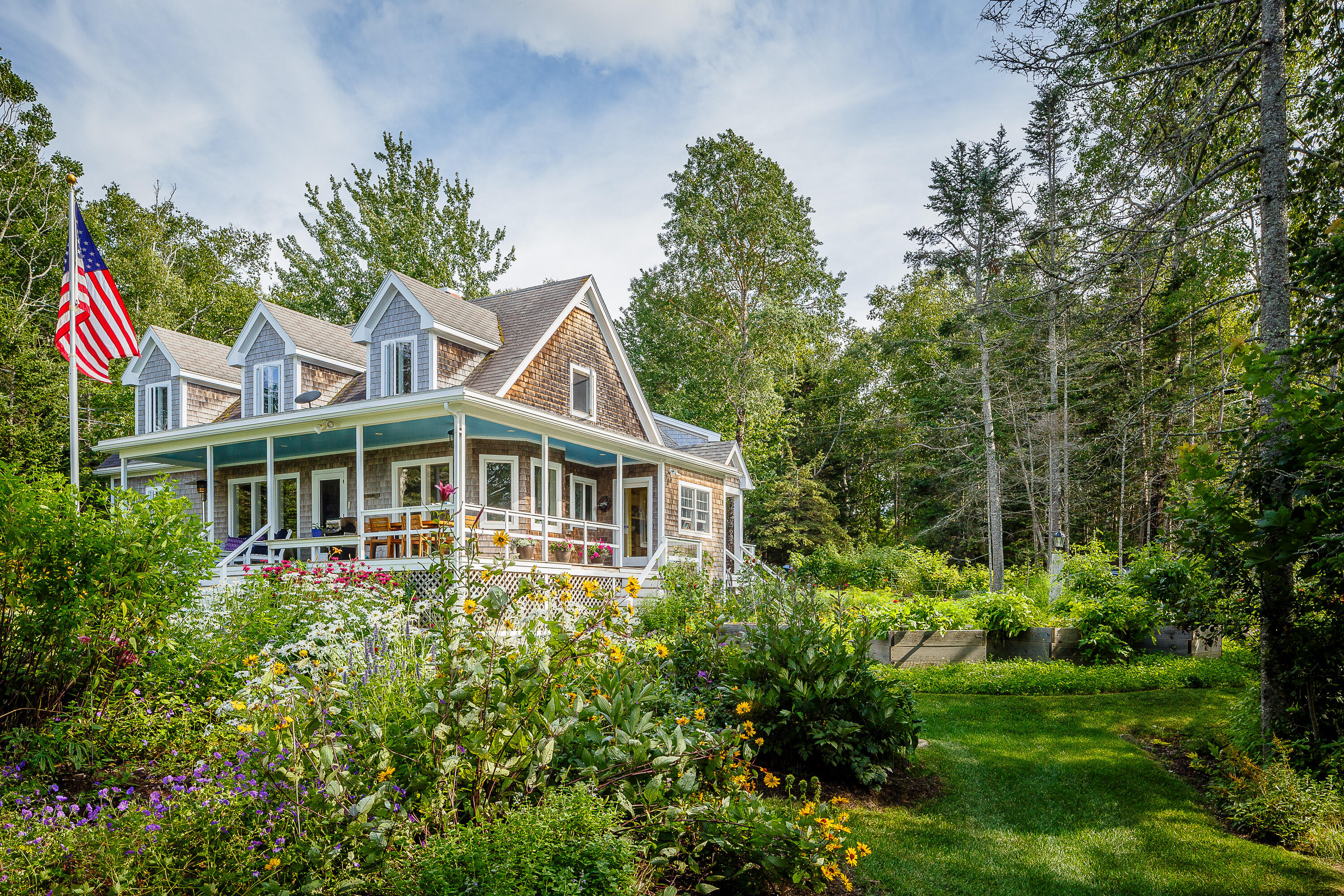 173 Otis Point Road Tenants Harbor, ME 04860 - Photo 2 of 40 08_173OtisPoint_S_print