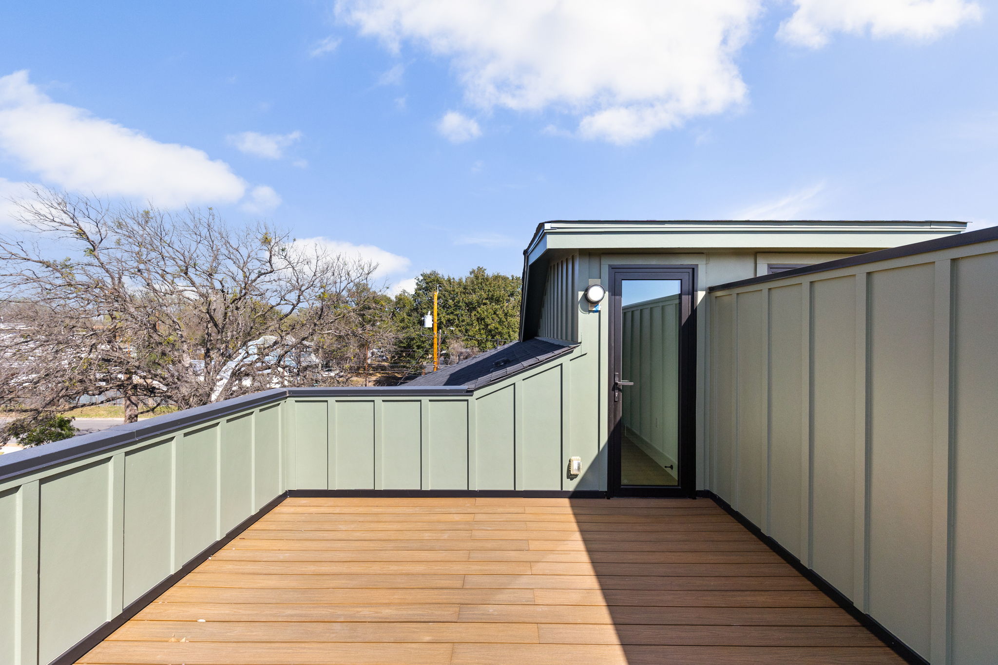 1610 Harvey Street, Unit 2 Austin, TX 78702 - Photo 27 of 38 View of wooden deck