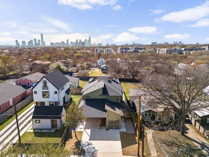 $995,000 | 1610 Harvey Street, Unit 2, Austin, TX 78702