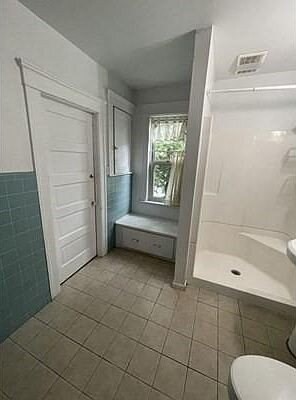 46 Wachusett Street Worcester, MA 01609 - Photo 30 of 42 a bathroom with a sink and toilet