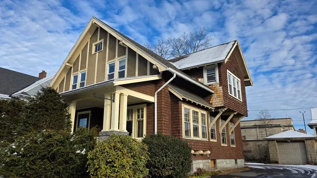 $3,790 | 46 Wachusett Street, Worcester, MA 01609