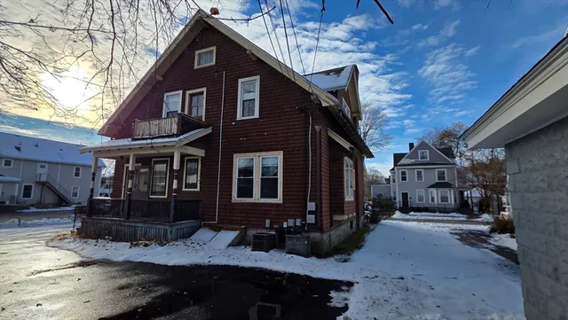 $3,790 | 46 Wachusett Street, Worcester, MA 01609