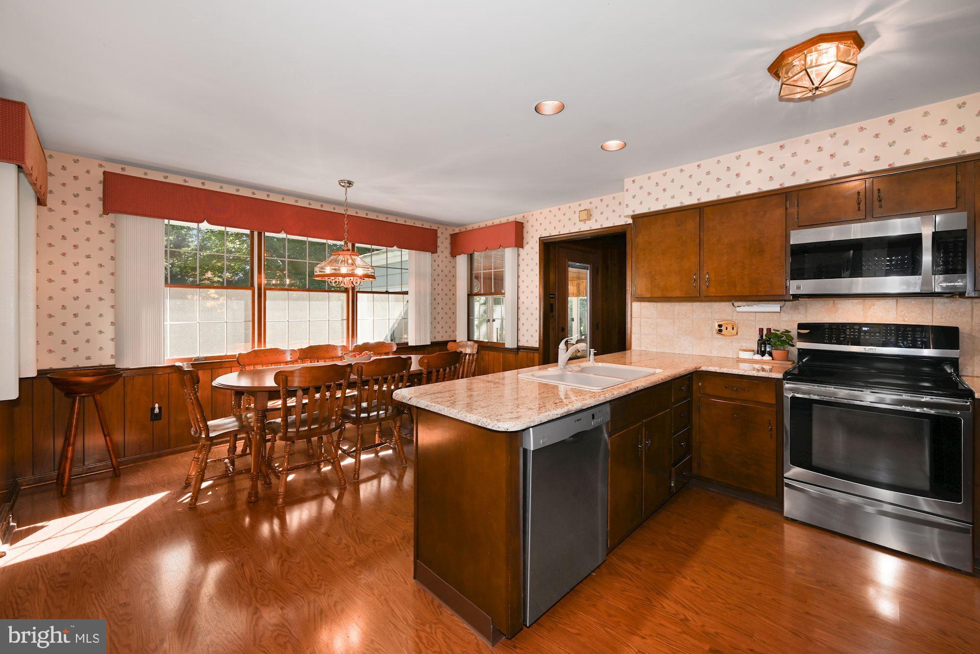 536 Sentinel Road Moorestown, NJ 08057 - Photo 16 of 35