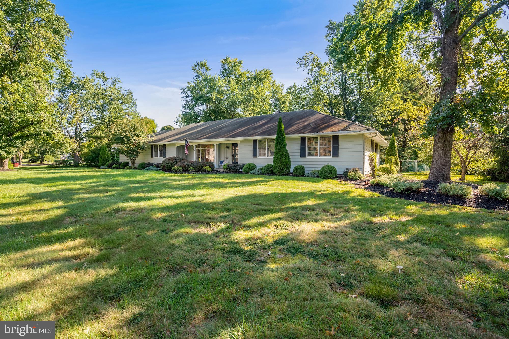 536 Sentinel Road Moorestown, NJ 08057 - Photo 3 of 35