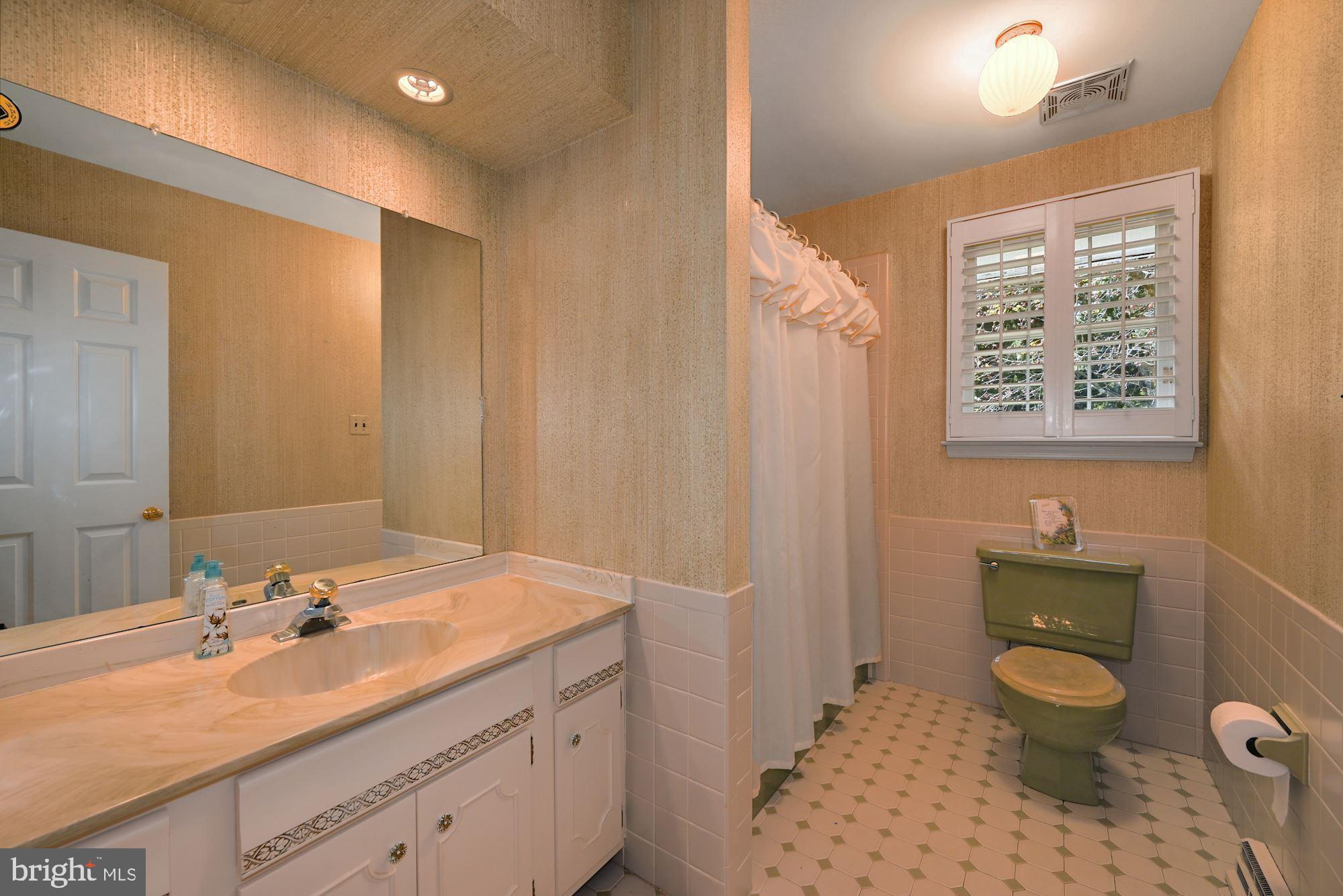 536 Sentinel Road Moorestown, NJ 08057 - Photo 26 of 35