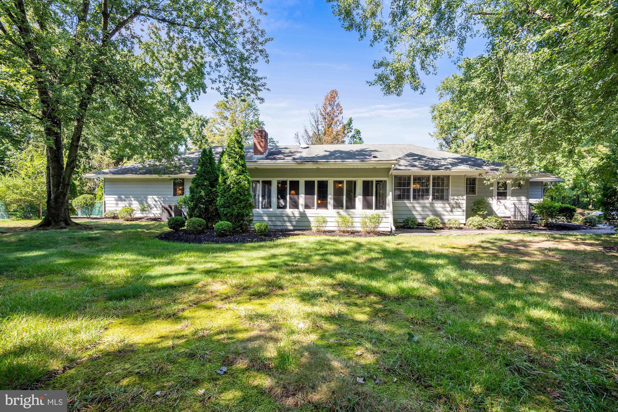536 Sentinel Road Moorestown, NJ 08057 - Photo 5 of 35