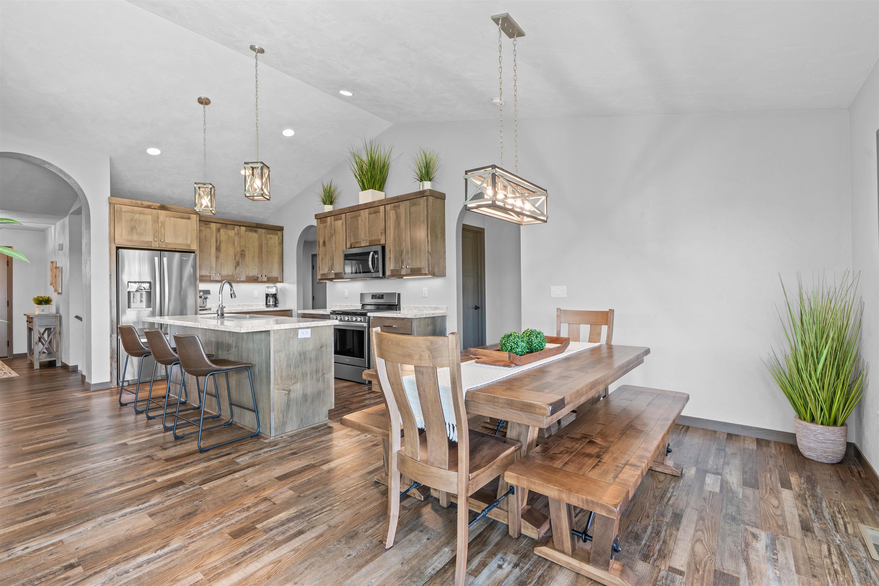 6636 Rustic Oaks Drive Winneconne, WI 54986 - Photo 15 of 77