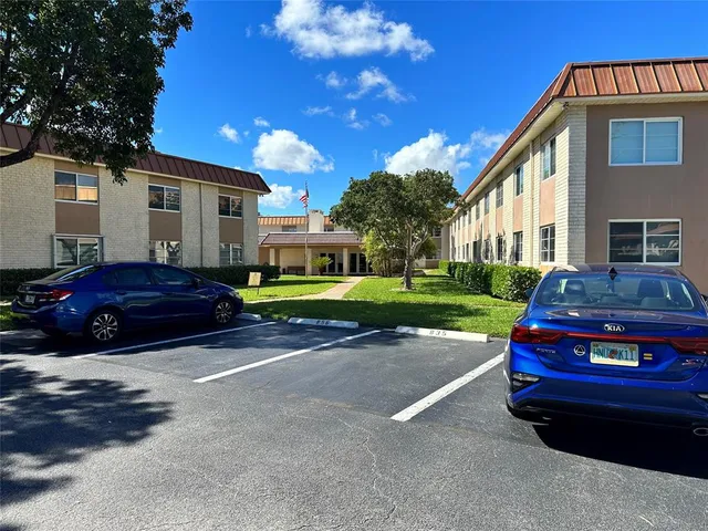 $1,700 | 12 Northeast 19th Court, Unit 109A, Wilton Manors, FL 33305