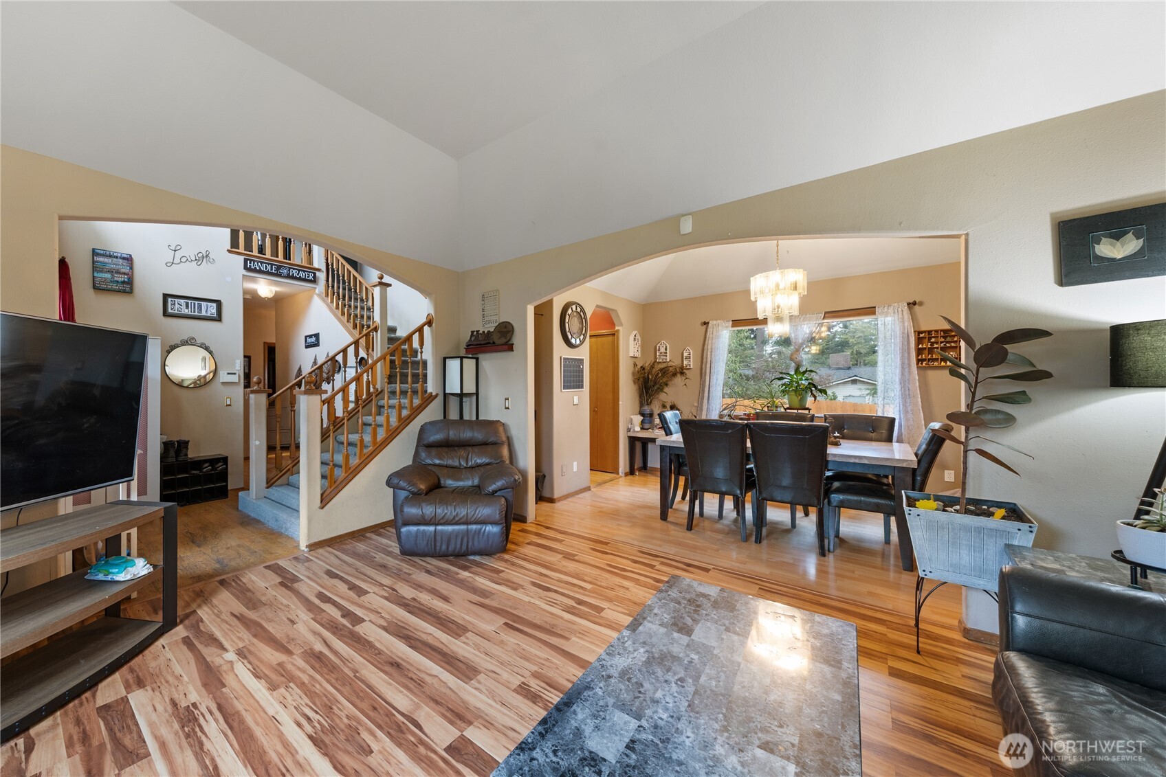 550 Southwest Muzzall Street Oak Harbor, WA 98277 - Photo 13 of 27