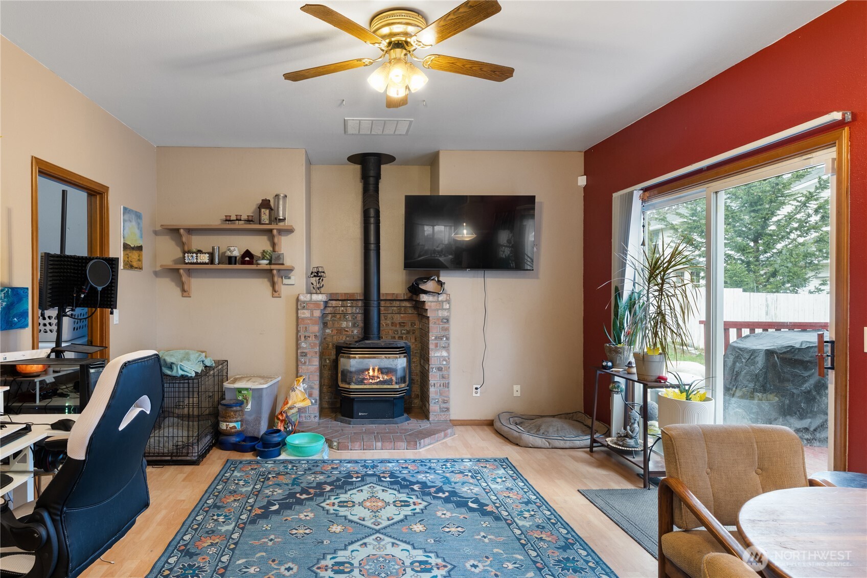 550 Southwest Muzzall Street Oak Harbor, WA 98277 - Photo 14 of 27