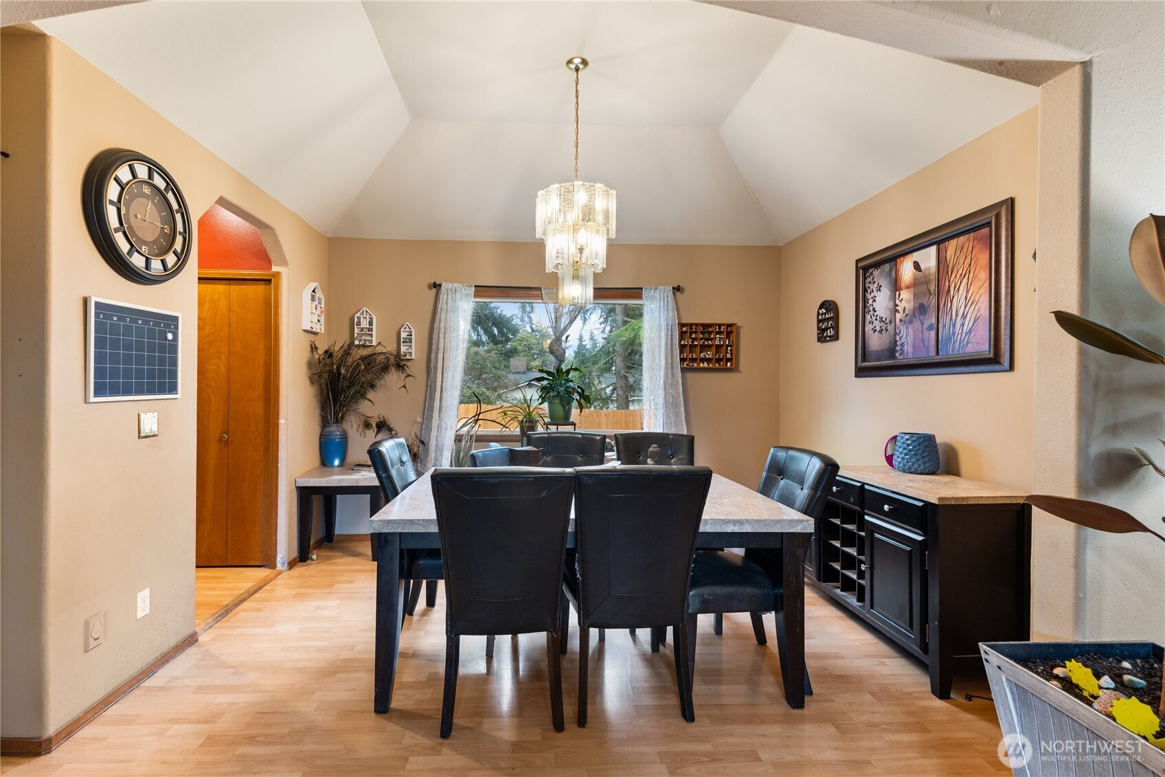 550 Southwest Muzzall Street Oak Harbor, WA 98277 - Photo 8 of 27