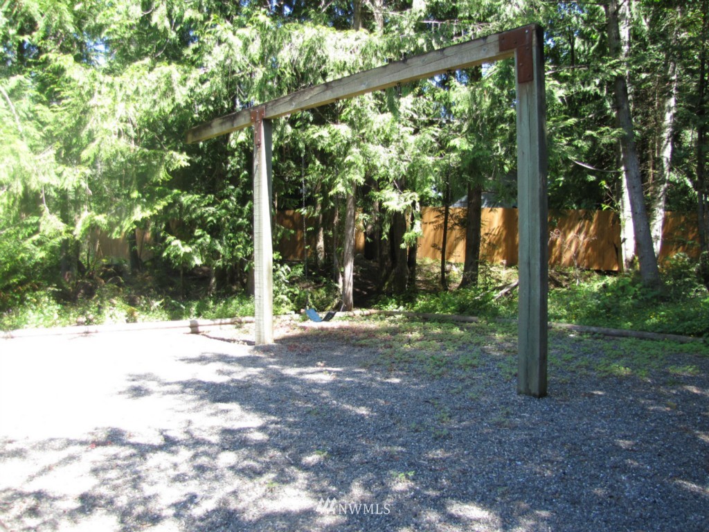 4425 South Doss Road Port Angeles, WA 98362 - Photo 13 of 15 Gallery Image 13