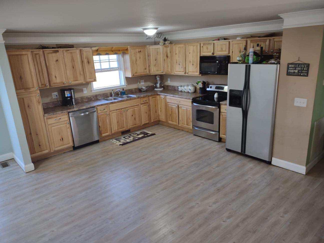 266 Ebenezer Road Chuckey, TN 37641 - Photo 3 of 6 8DFA376A-CFC7-4066-B494-9BAA4FBED24C