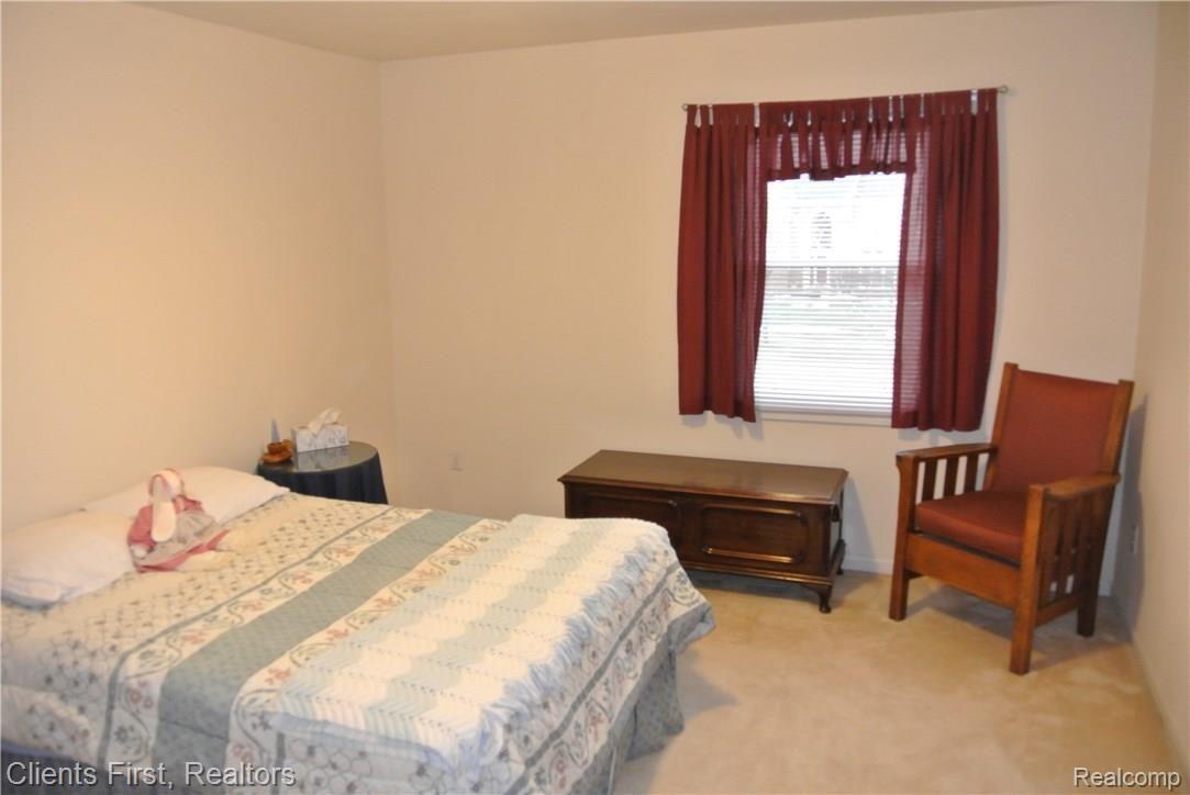 6958 Kennesaw Road Canton, MI 48187 - Photo 62 of 84 DSC_4342.JPG
