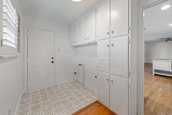 a view of a room with an empty space