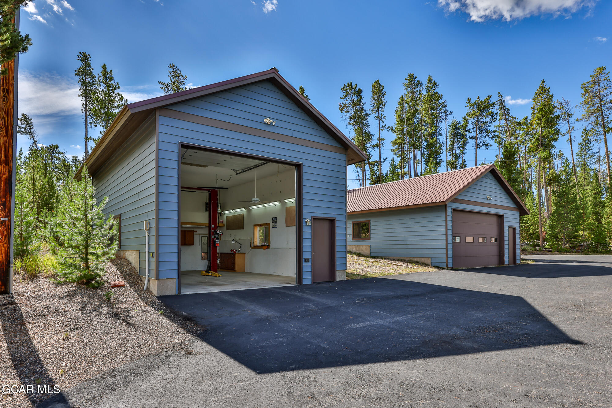 328 Golf Course Road Grand Lake, CO 80447 - Photo 9 of 55 Huge Heated Garage w/Lift