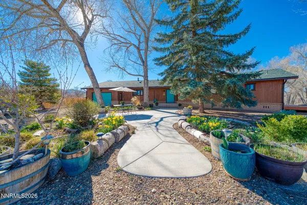 $875,000 | 329 River Road, Dayton, NV 89403