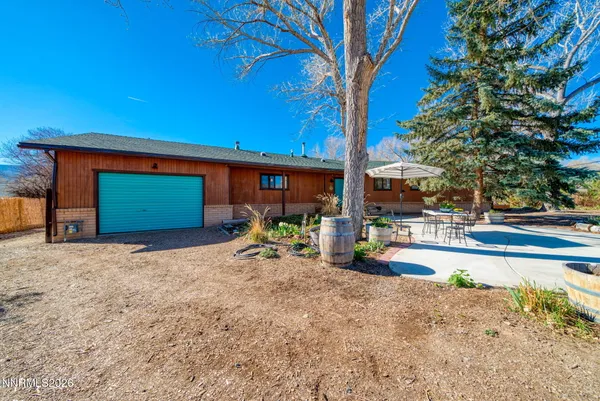 $875,000 | 329 River Road, Dayton, NV 89403