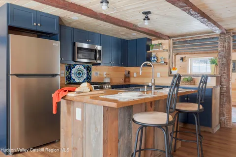 $499,000 | 8 Don Irwin Road, Prattsville, NY 12468