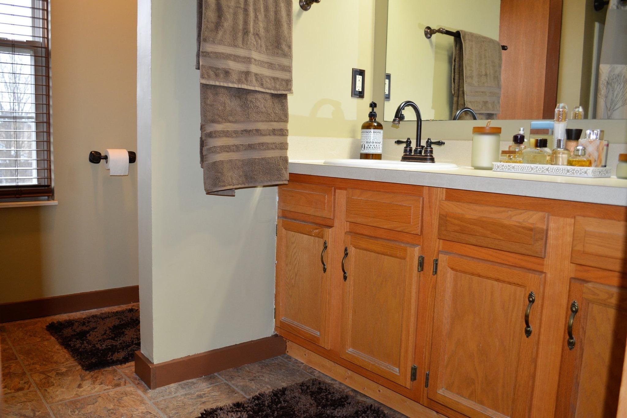 305 Genoa Road Commercial Point, OH 43116 - Photo 3 of 18 Gallery Image 3