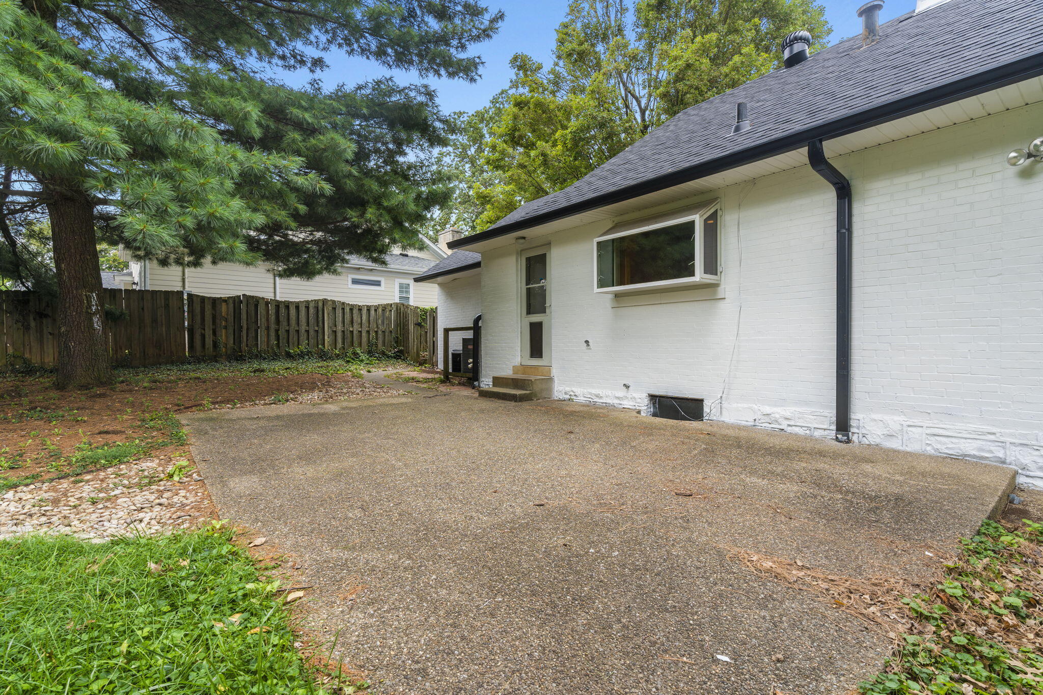 502 Chinoe Road Lexington, KY 40502 - Photo 31 of 31 40-web-or-mls-Copy of DSC02176