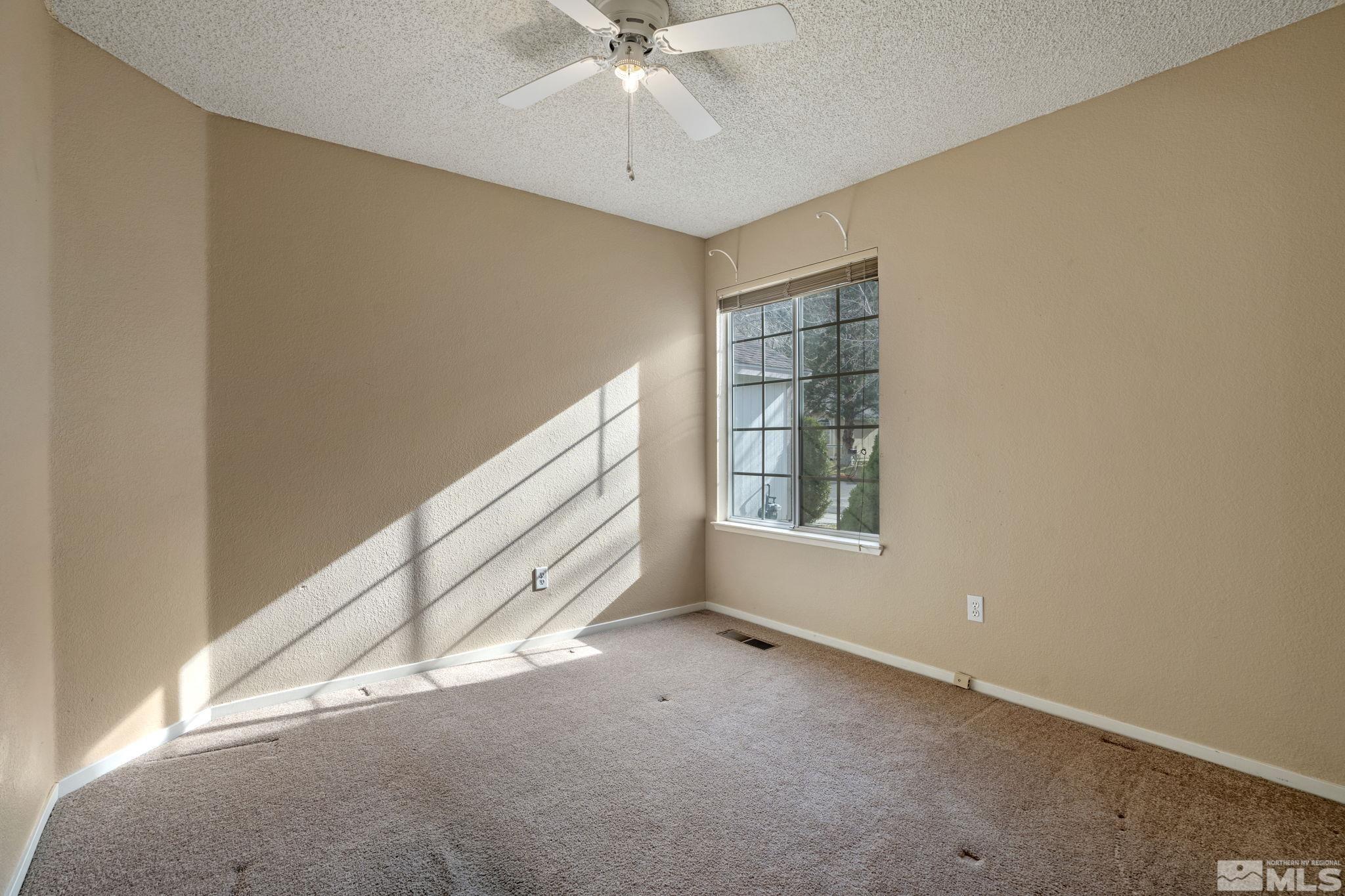 4512 Creekside Circle Reno, NV 89502 - Photo 13 of 20 Photo 13