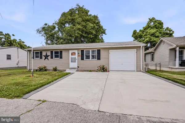 $314,900 | 105 High Street, Kenton, DE 19955
