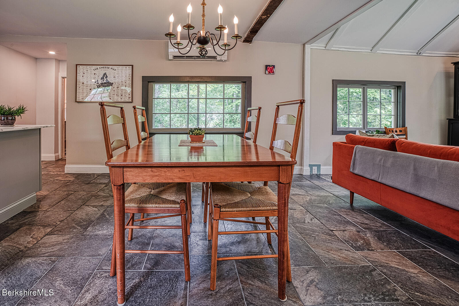 132 Sandisfield Road Sandisfield, MA 01255 - Photo 12 of 41 Dining area