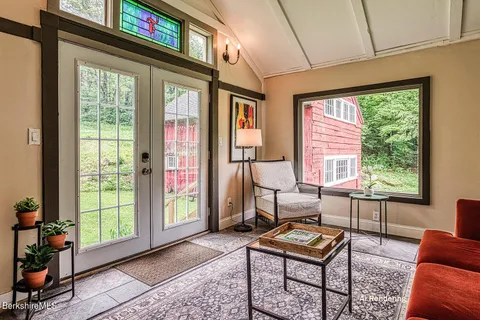 $475,000 | 132 Sandisfield Road, Sandisfield, MA 01255