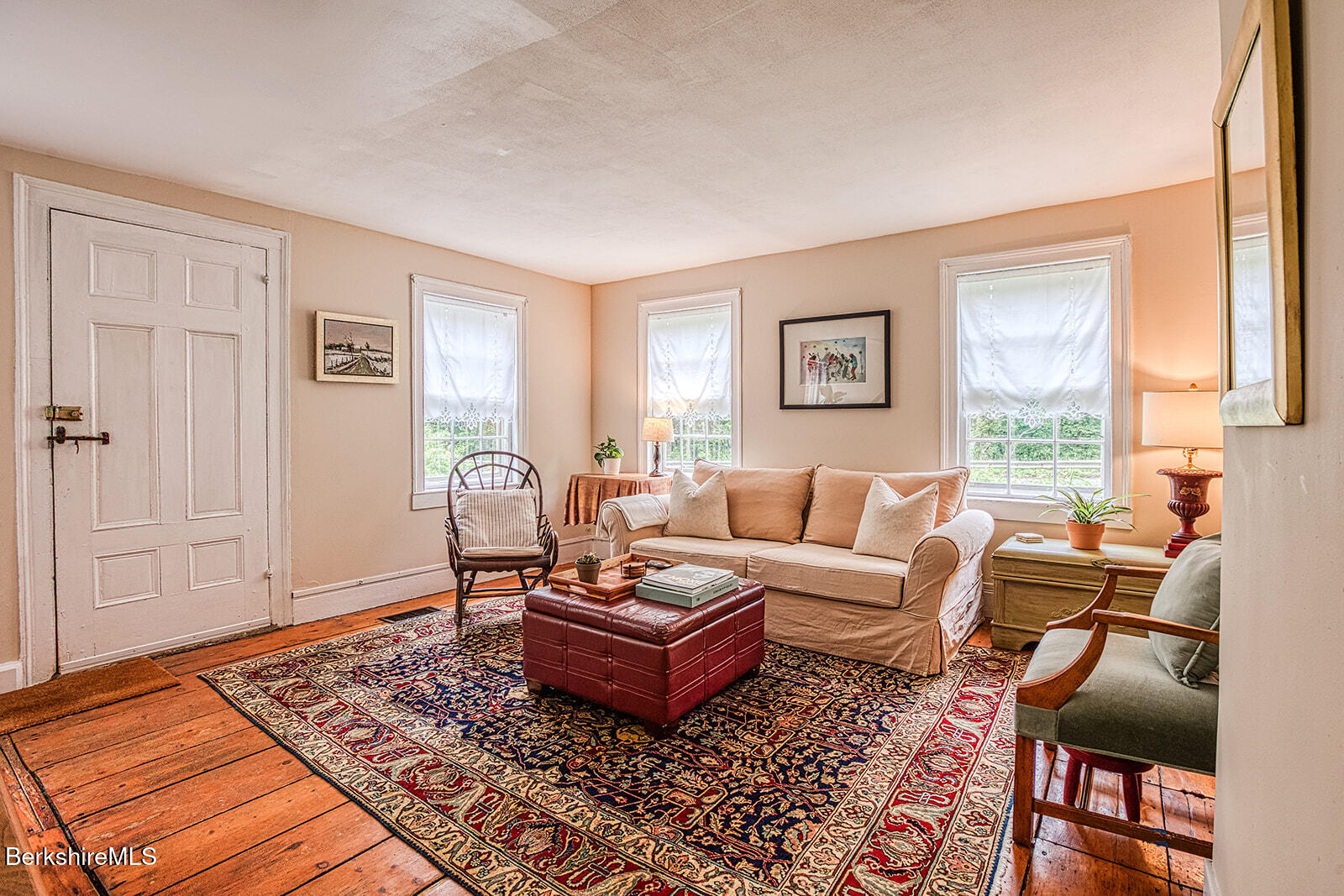 132 Sandisfield Road Sandisfield, MA 01255 - Photo 19 of 41 Living room
