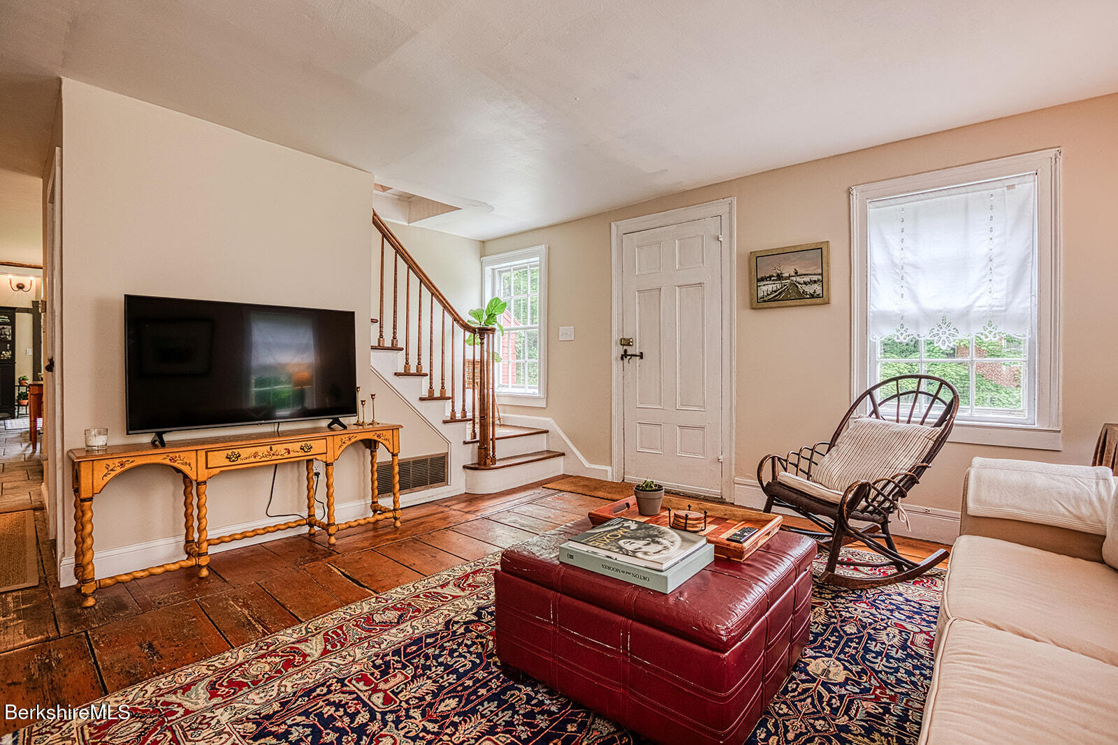 132 Sandisfield Road Sandisfield, MA 01255 - Photo 21 of 41 Living room