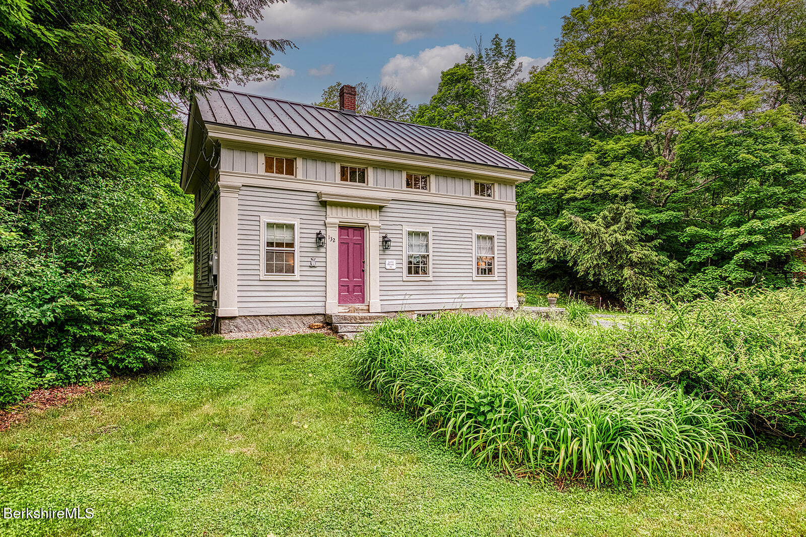 132 Sandisfield Road Sandisfield, MA 01255 - Photo 33 of 41 Front of house from road