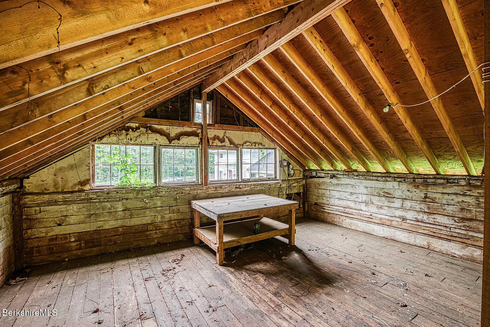 132 Sandisfield Road Sandisfield, MA 01255 - Photo 41 of 41 0058_Sandisfield_Rd_Tricia_McCormack_Pho