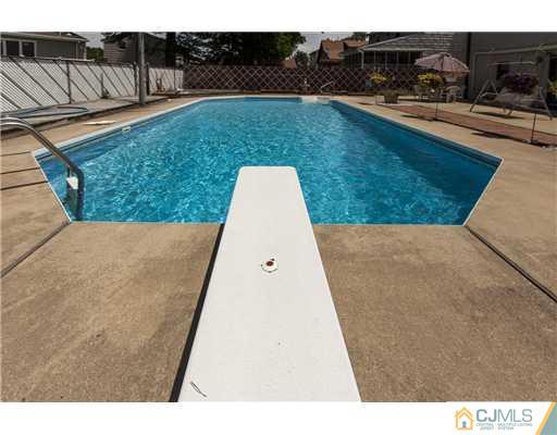 598 New Dover Road Colonia, NJ 07067 - Photo 22 of 23 Gallery Image 22