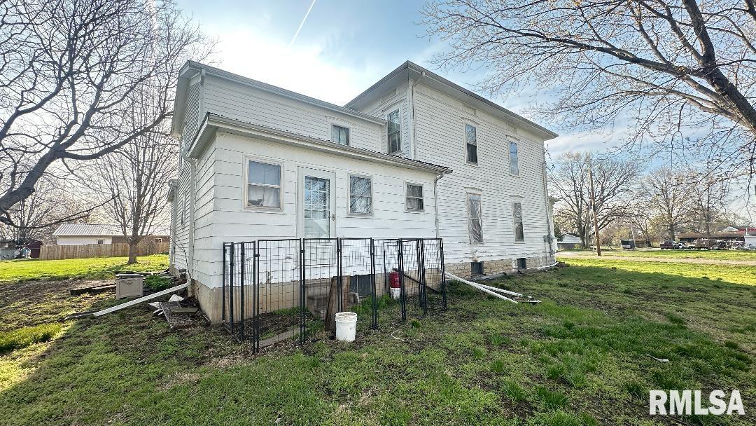 223 West High Street Mendon, IL 62351 - Photo 18 of 23