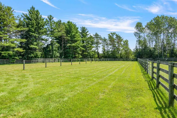 $1,650,000 | 197 Middle Road, Colchester, VT 05446